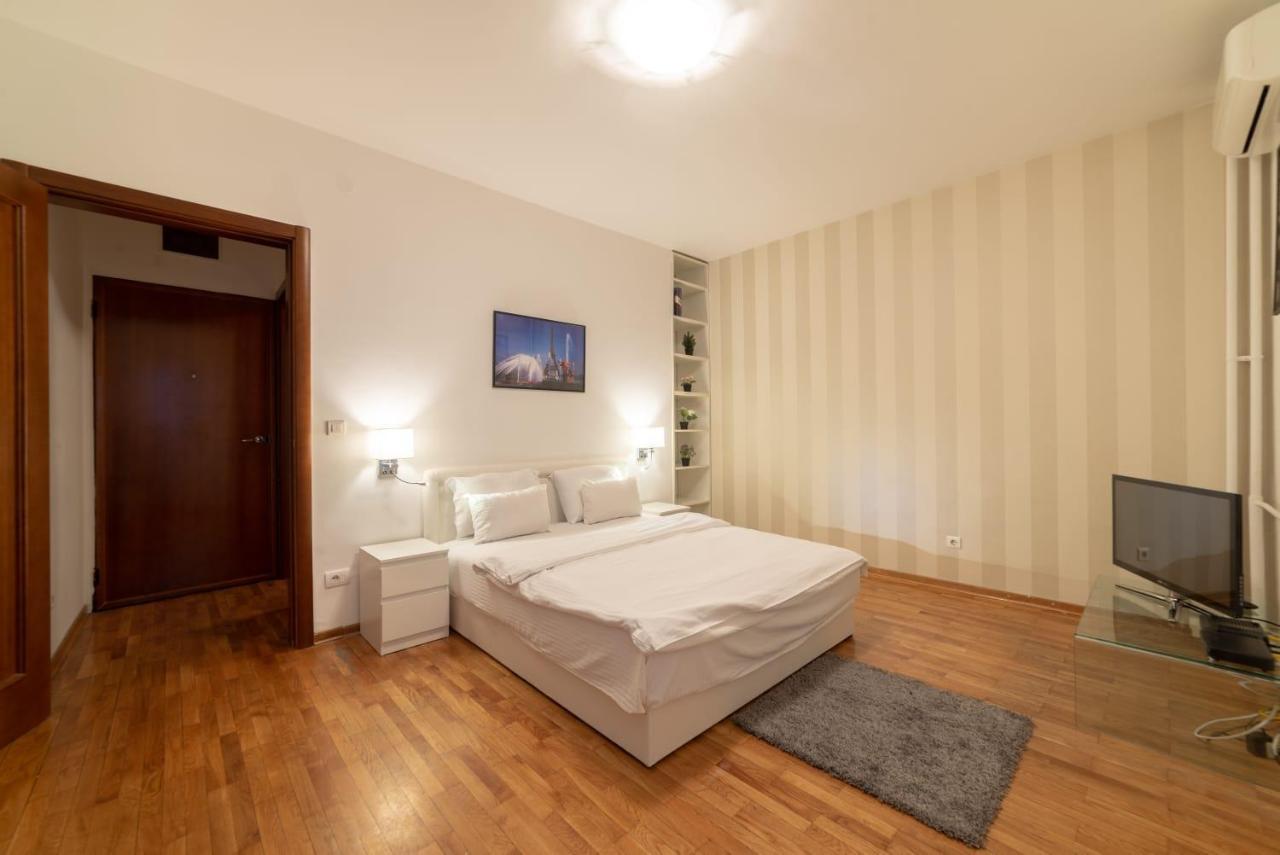 Apartment Royal City Belgrado Buitenkant foto
