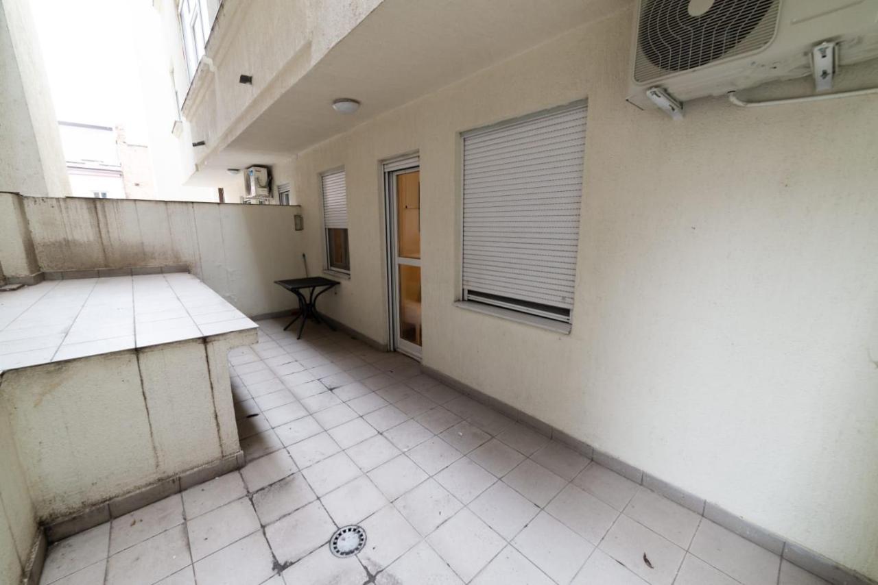 Apartment Royal City Belgrado Buitenkant foto